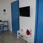 Apartment Sunny Sexy Grey & Cool Blue *
