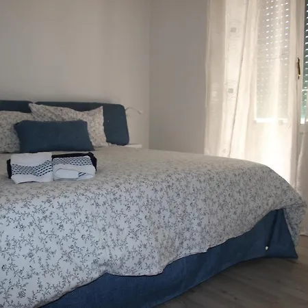 Sunny Sexy Grey & Cool Blue